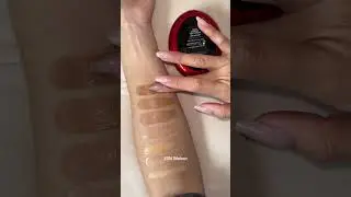 Did you know the red cushion is waterproof and sweatproof??!!! It‘s absolutely perfect for summer.😍😭
