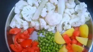 गोभीआलू और गाजर की सब्जी कुकर में बनाए बहुत ही आसान तरीका|gobhi aloo ki sabji |gobhi gajar ki sabzi 