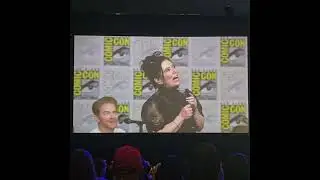 Family Guy SDCC Panel. Lois And Michael Have a Coldplay Concert Moment.