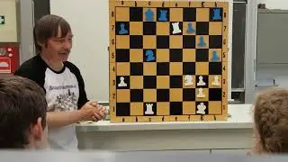 UpQuarks Taktikaufgaben live, Schach-AG #1 Fesselung