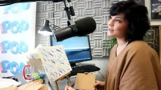Suvi Teräsniskan Rölli-laulu Radio SuomiPOPin Keskipäivässä