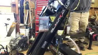 Unboxing and settling up my new Black Diamond hydraulic wood splitter