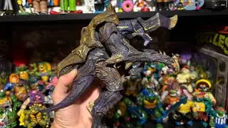 2016 Pacific Rim Ultra Deluxe Kaiju Hardship Deluxe Figure Review