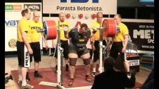 Andy D&ouml;rner squats 422,5 kg