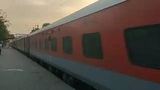 15483 Sikkim Mahananda Express Crazy on Morning