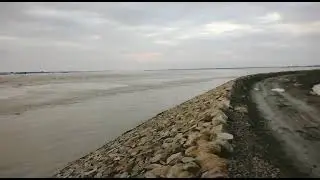Indus River Right Now /Taunsa Barrage