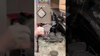 Silicone bowls and freezer rack pampered chef