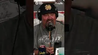 Who wouldn't love getting an out-of-the-blue text from SVG about Supercar racing? 🇦🇺 🤣