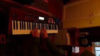 Korg Kross 2: EXPERIMENTAL BASS & DRUMS, Live Use Of All Modulation Tools!
