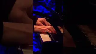 Simone Graziano plays 