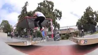 Marcus Cida testando seu modelo Freeday MC3 na Stoner Plaza na Calif&oacute;rnia