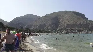 Palermo, divieto di balneazione a Mondello: fuga dal mare