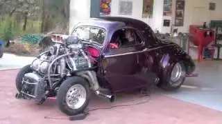 1941Willys  'wicked will' start up.m4v