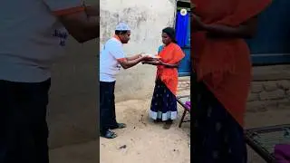 Food Shorts | Helping The Poor | Food Donation Whatsapp Status | Emotional Helping Video #shorts