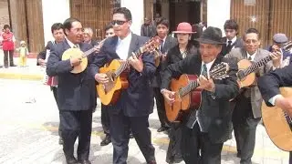 CENTRO MUSICAL AYAVIRI ( TODO ES AMOR)