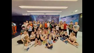 Wycieczka uczniów klasy I i IV Szkoły Podstawowej w Wodyniach do Warszawy