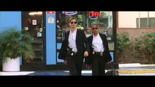 Miss. Congeniality 2: Armed and Fabulous - Walk...