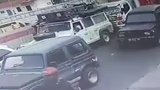 Raw Footage of Land Rover Falling Into SinkHole & Toddler Rescue