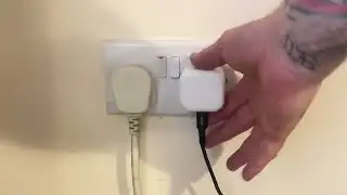 How to unplug a plug (apple plug) 