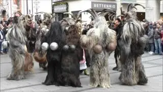 Krampuslauf München Marienplatz 2015 - Gruselige Gesellen unterwegs.