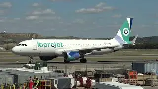Iberojet Airbus 320 EC-LZD Taxing Madrid Barajas LEMD