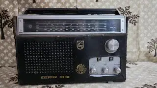 #Philips skipper 4 band Radio model 15AL528#