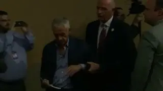 Donald Trump saca de una conferencia de prensa a Jorge Ramos