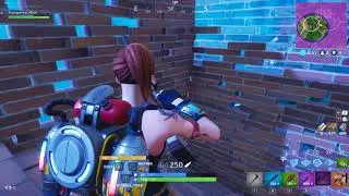 NOOBS VERY FIRST SOLO WIN! (Fortnite Battle Royale)