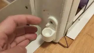 Så fungerar babydan flexifit metall. Lås, anpassning av bredd och fästen.