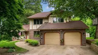 2600 Alpine Ct NE, Cedar Rapids, IA 52402