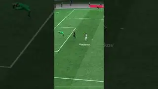Insane Goalkeeper Save🔥(EA FC Mobile)