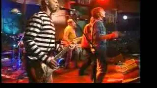 DKT/MC5 feat Mark Arm and Evan Dando - Kick Out The Jams, The Late Late Show With Craig Kilborn