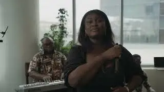 Mandy performing cover version of Enfa Me Nkoho   @KojoAntwiofficial
