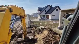 Korytowanie drogi na dojazd do budowy