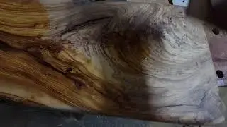 Finishing off a really nice olive-wood coffee table/chair