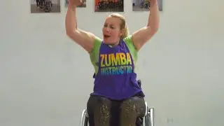 Silvia, instructora de zumba en silla de ruedas