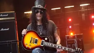Interview: Slash on New Conspirators Album, 2022 Tour, David Bowie, and His Signature Les Paul