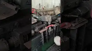 Heavy Chain Making Process by Interlocking - Machine for Easy Worning #metalworking #shorts