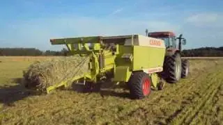 Pressage foin Claas Quadrant 1100