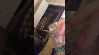 The sniffing jar