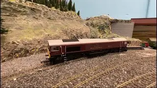 The Hornby Belmond Royal Scotsman No 66743 and wine coaches 