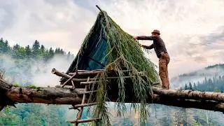 2-Day Solo Bushcraft Camping in a Forest Shelter Suspended from a Fallen Tree | A Difficult Journey