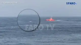 Salvamento Marítimo rescata a varios inmigrantes a bordo de kayaks en el Estrecho