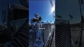😱Biker&rsquo;s TERRIFYING CLOSE CALL at traffic!