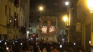 IMPRESIONANTE PETALÁ A LA VIRGEN DE LA TRINIDAD EN CALLE TRINIDAD || LUNES SANTO MÁLAGA 2022