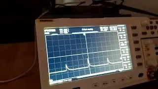 Ultralyte 125Hz Detected by Phototransistor.