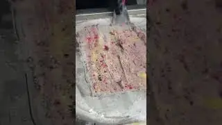 Как в России готовят тайское мороженое