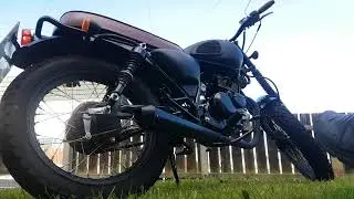 Mutt Mongrel walk around start up. Retro motorbike 125