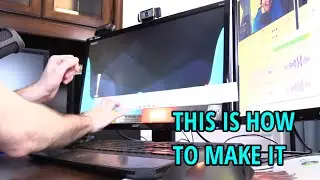 Ssundee showing how to make the aimbot ruler