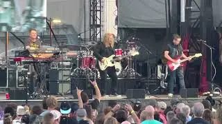 HERE I GO AGAIN (GENERATION RADIO)